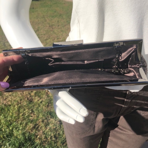 OLGA BERG SHOULDER BAG & CLUTCH - Picture 4 of 8